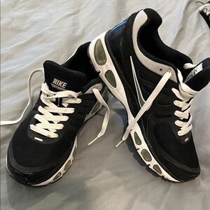 Nike Dual-Tone Athletic Shoes